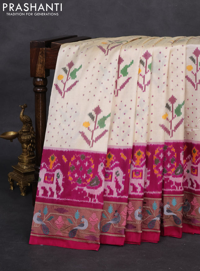Off white-Magenta PInk Pochampally Silk Saree With Broder Embroidery