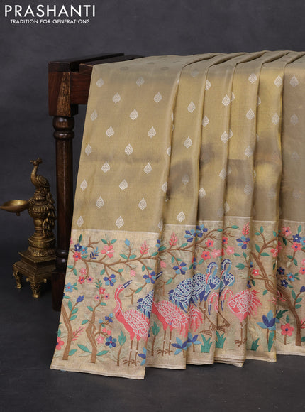 Elaichi Green Pure Kanchipuram Silk Saree With Silver Zari Buttas & Border Embroidery