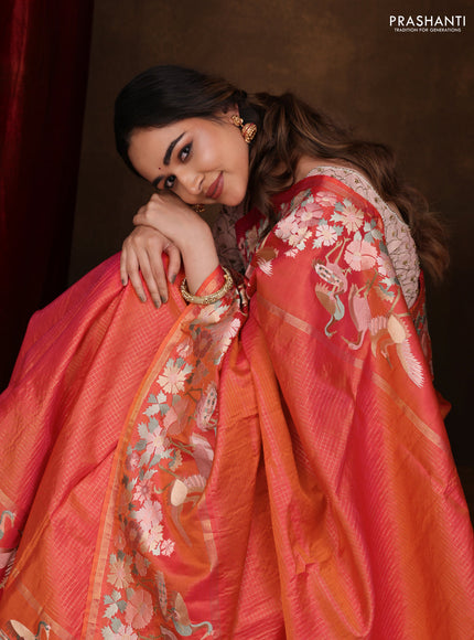 Dual Shade of Pinkish Orange Pure kanchipuram silk saree With Zari Checks & Border Embroidery