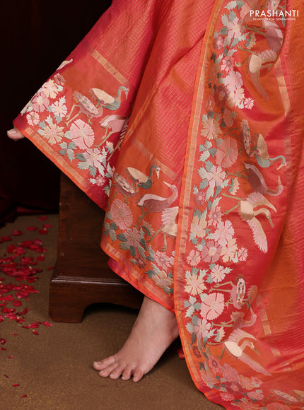 Dual Shade of Pinkish Orange Pure kanchipuram silk saree With Zari Checks & Border Embroidery