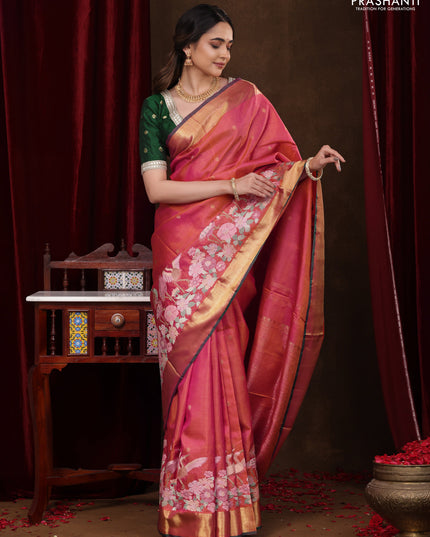 Dual Shade of Pinkish Orange-Green Pure kanchipuram silk saree With Zari Buttas & Border Embroidery