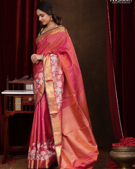 Dual Shade of Pinkish Orange-Green Pure kanchipuram silk saree With Zari Buttas & Border Embroidery