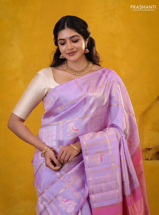 Lavender-Peach Pink Pure kanchipuram silk saree With Allover zari checked pattern