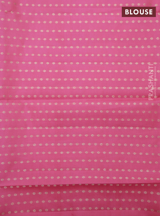 Lavender-Peach Pink Pure kanchipuram silk saree With Allover zari checked pattern
