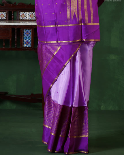 Lavender-Purple Pure Kanchipuram Silk Saree With Thread woven buttas & Long Zari Border