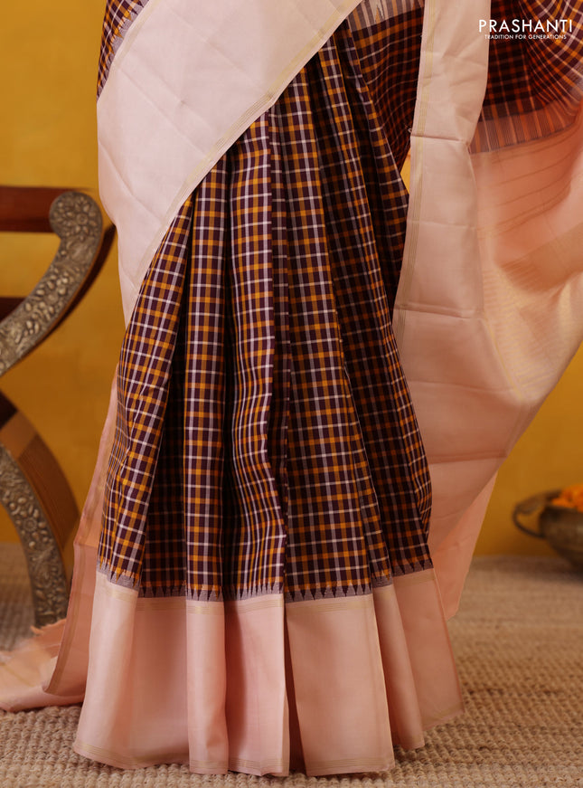 Wine Shade-Mustard yellow Pure Kanchipuram Silk Saree With Checked pattern & ganga Jamuna Border
