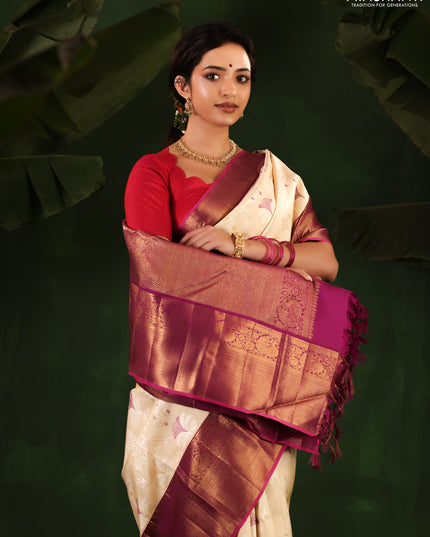 Cream-Purple Pure Kanchipuram Silk Saree With allover Thread & silver zari woven brocade weaves