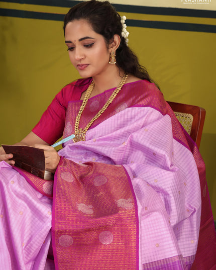 Light pink-Pink Pure kanchipuram silk saree with zari woven buttas & long zari woven border