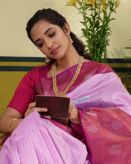 Light pink-Pink Pure kanchipuram silk saree with zari woven buttas & long zari woven border