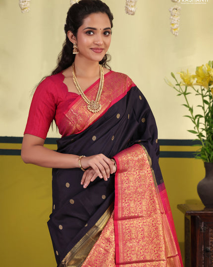 Navy blue-Pink Pure kanchipuram silk saree with zari woven buttas & long zari woven border