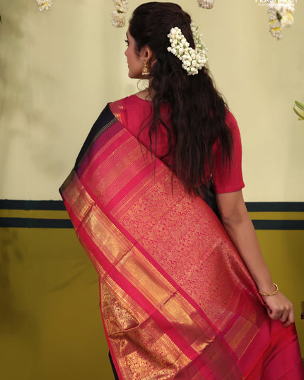 Navy blue-Pink Pure kanchipuram silk saree with zari woven buttas & long zari woven border