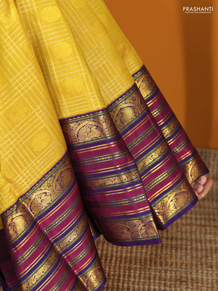 Yellow-blue Pure kanchipuram silk saree With zari checked pattern & long zari woven border