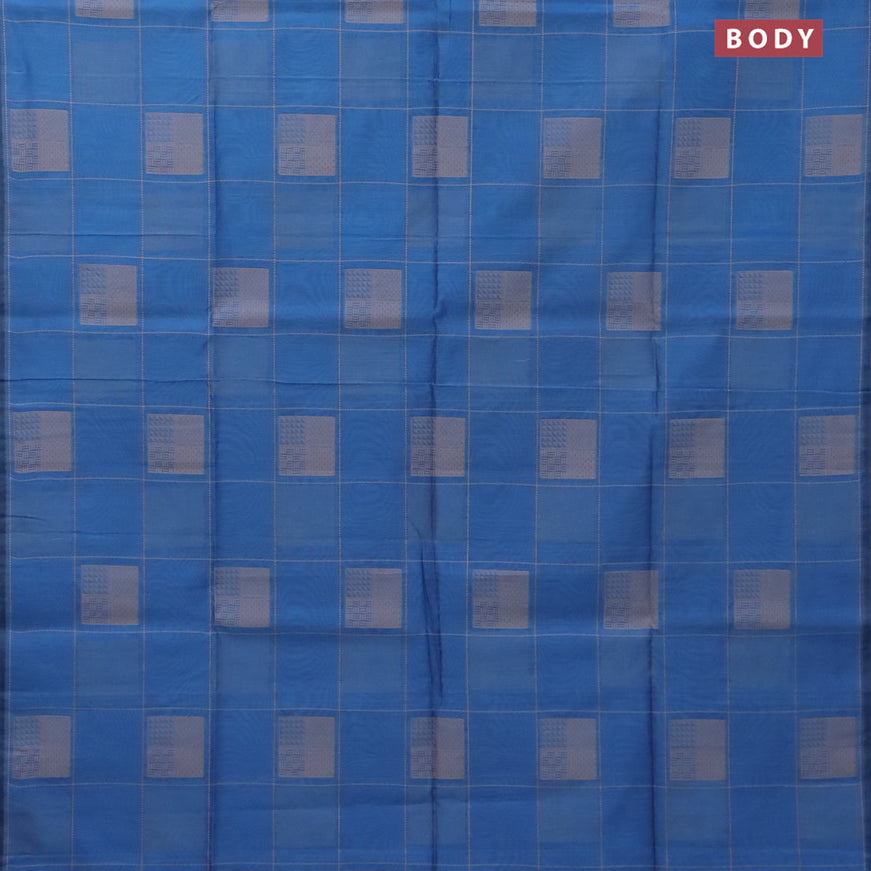 South kota saree blue shade and dark magenta pink with allover checked pattern & buttas in borderless style