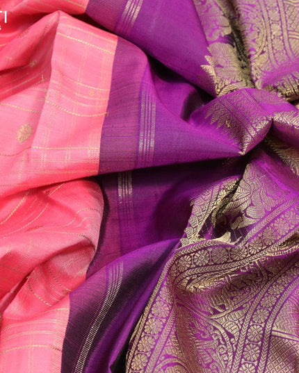 Traditional Kalyani Cotton Zari Checked Saree in Purple & Green – Soft Lightweight Daily Wear Saree with Rich Pallu