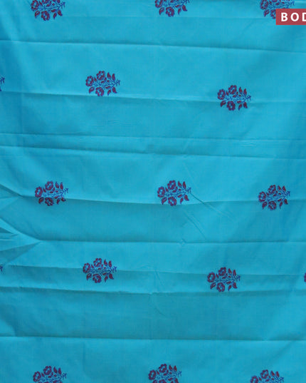 Poly cotton saree dual shade of cs blue with hand block prints in borderless style