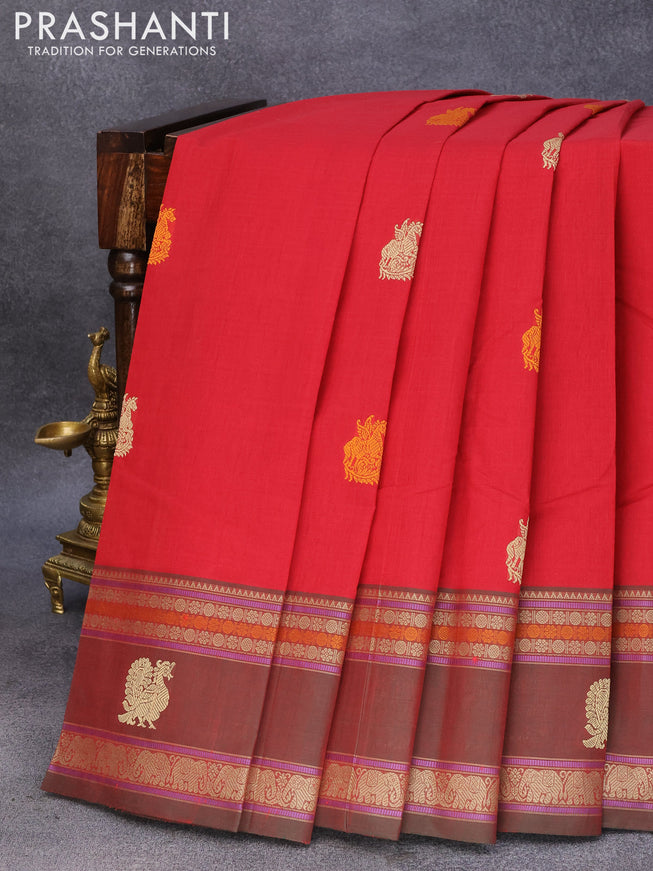 Kanchi cotton saree red and manthulir green with thread woven buttas and rettapet thread woven border