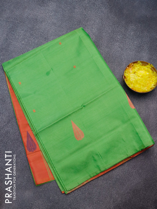 Banana pith saree green and dual shade of rust with thread woven buttas in borderless style