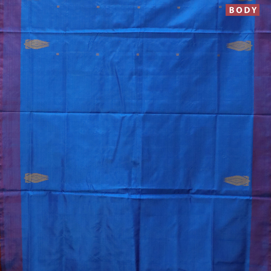 Banana pith saree cs blue and maroon with thread woven buttas and contrast border