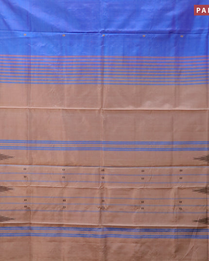 Banana pith saree cs blue and beige with thread woven buttas in borderless style