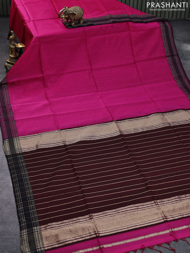 Maheshwari silk cotton saree magenta pink and deep maroon with allover stripes pattern and thread & zari woven border