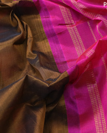 10 yards silk cotton saree dark mehendi green and pink with plain body and floral zari woven border without blouse