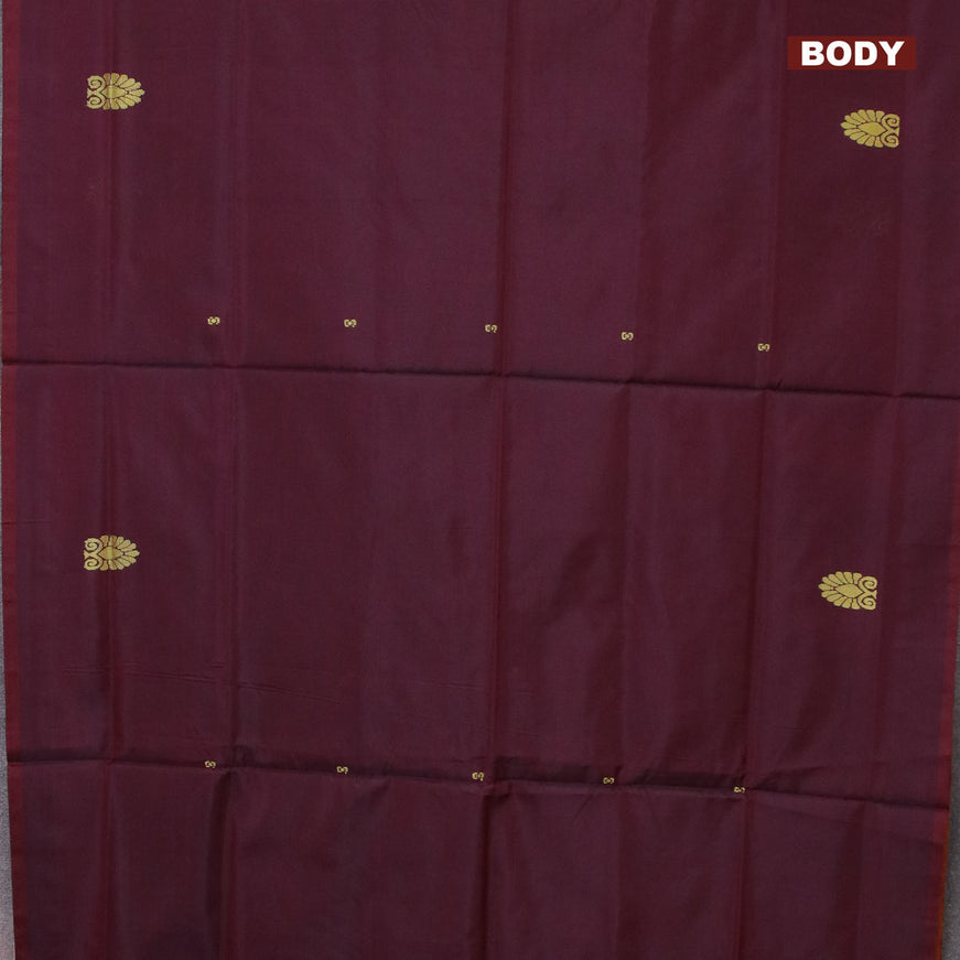 Banana pith saree maroon and darl mustard with thread woven buttas in borderless style with blouse