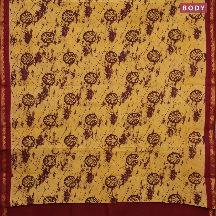 Sungudi cotton saree yellow and maroon with allover prints and temple design zari woven border without blouse