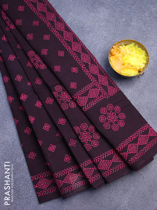Sungudi cotton saree deep jamun shade with bandhani prints and printed border without blouse