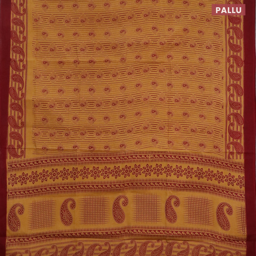 Sungudi cotton saree sabdal and maroon with allover prints and printed border without blouse