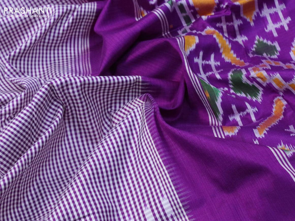 Pochampally silk saree off white and deep purple with allover checked pattern and temple desig rettapet zari woven border