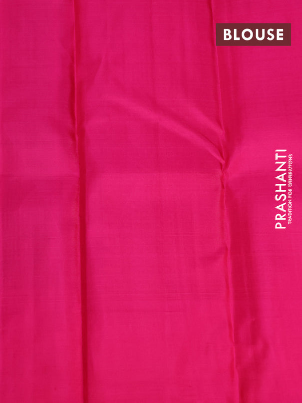 Pure kanjivaram silk saree black and pink with allover checked pattern and simple border