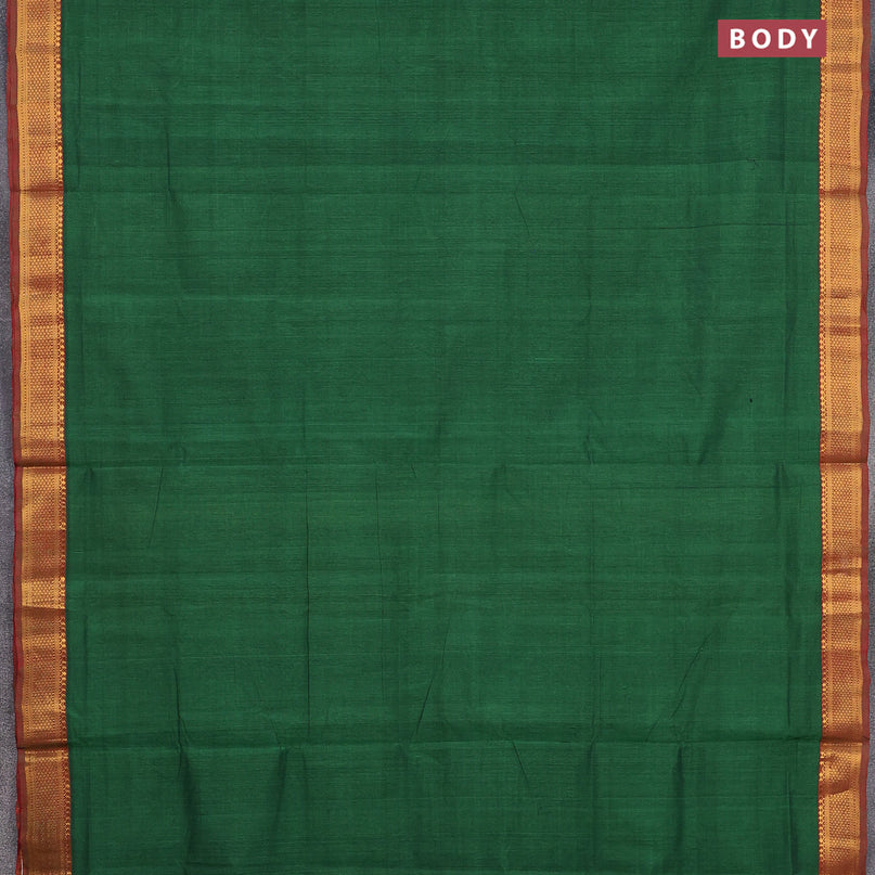 Mangalgiri cotton saree green and dual shade of red with plain body and mangalgiri zari border