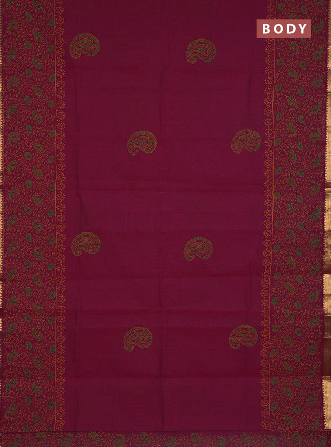 Mangalagiri cotton block printed saree magenta pink with paisley butta prints and mangalgiri border