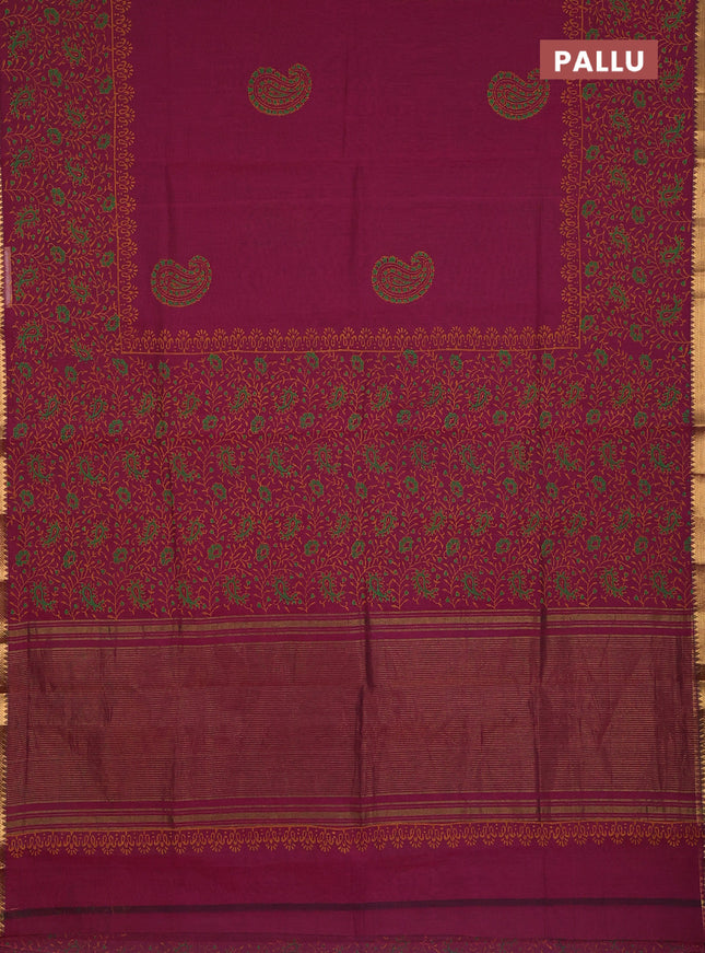 Mangalagiri cotton block printed saree magenta pink with paisley butta prints and mangalgiri border