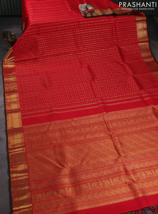 Pure kanchipuram silk saree red with allover zari weaves and rich zari woven border