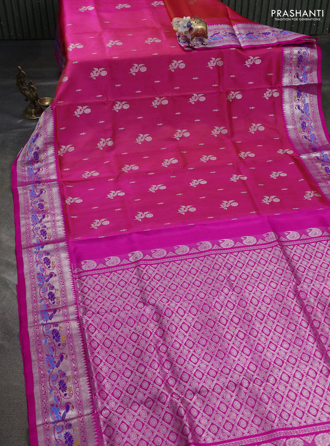 Venkatagiri silk saree dual shade of pinkish orange and pink with silver zari woven buttas and silver zari woven paithani style border