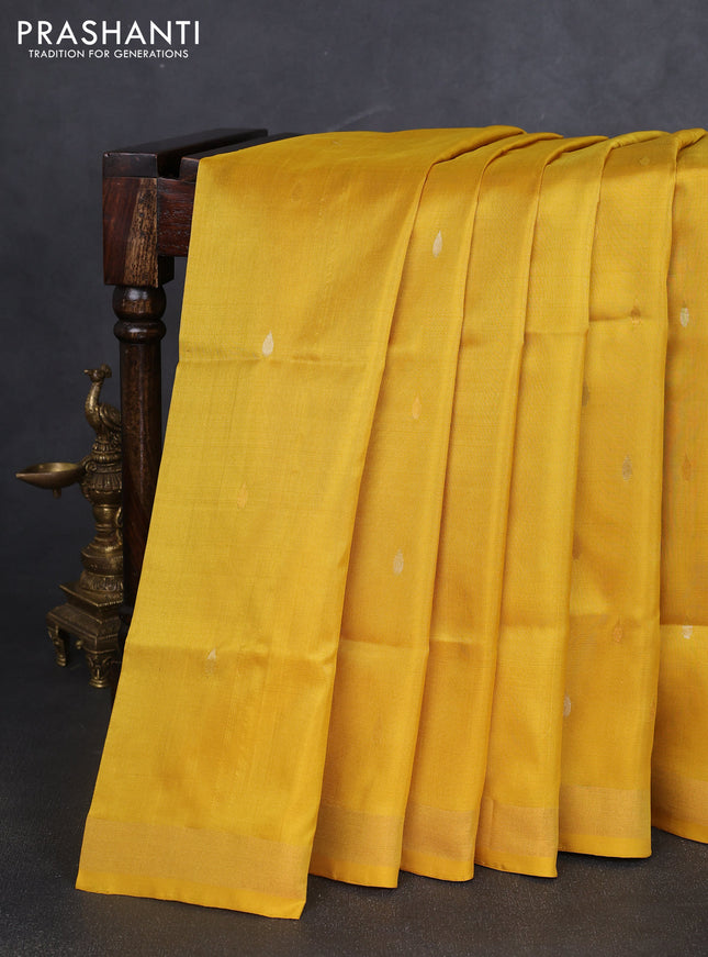 Pure uppada silk saree yellow with silver & gold zari woven thilak buttas and jamdhani design pallu