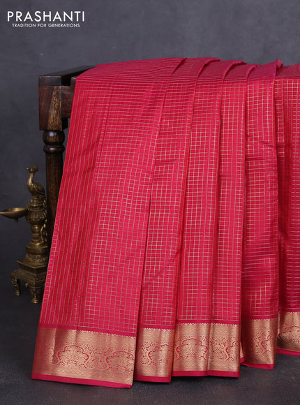 Pure kanchipuram silk saree pink with allover zari checked pattern and zari woven korvai border
