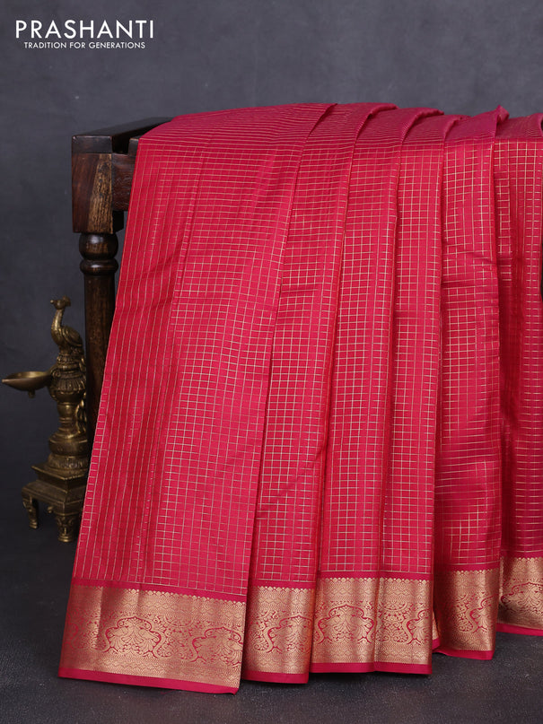Pure kanchipuram silk saree pink with allover zari checked pattern and zari woven korvai border