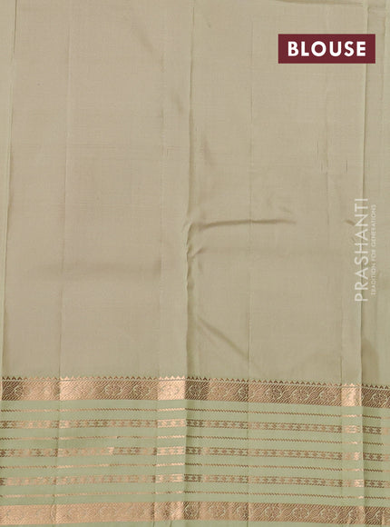 Pure kanchipuram silk saree red and pista green with annam zarin woven butta border and zari woven border