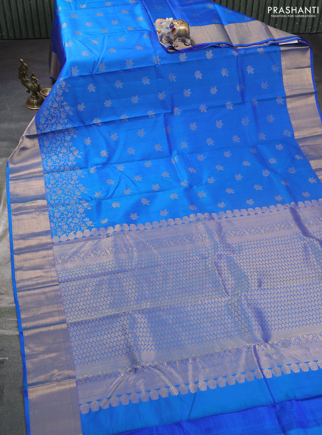 Pure kanchipuram silk saree blue with zari woven buttas and zari woven korvai border