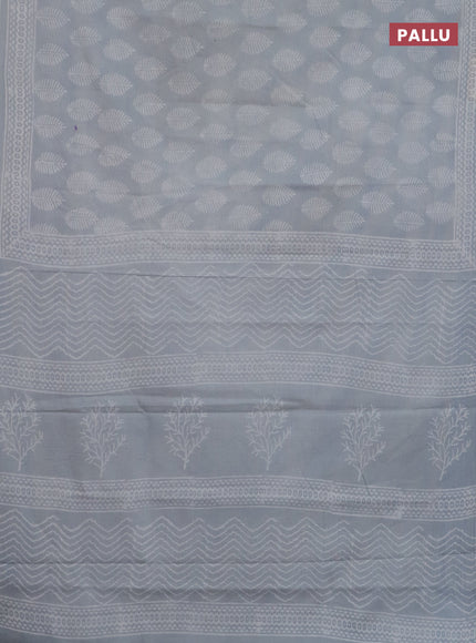 Jaipur cotton saree grey with allover batik prints and printed border