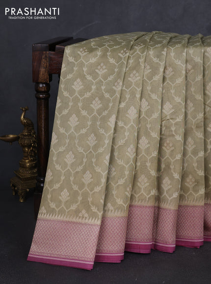 Banarasi silk cotton saree beige and mauve pink with allover thread weaves & zari woven buttas and zari woven border