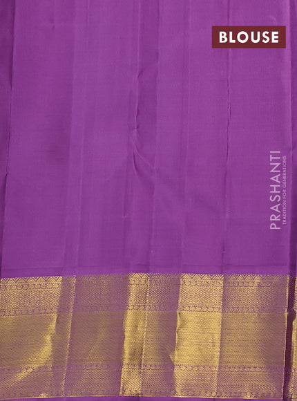 Pure kanchipuram silk saree bottle green and lavender shade with annam & rudhraksha zari woven buttas and zari woven border