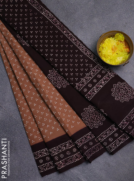 Sungudi cotton saree dark sandal and wine shade with allover butta prints and printed border