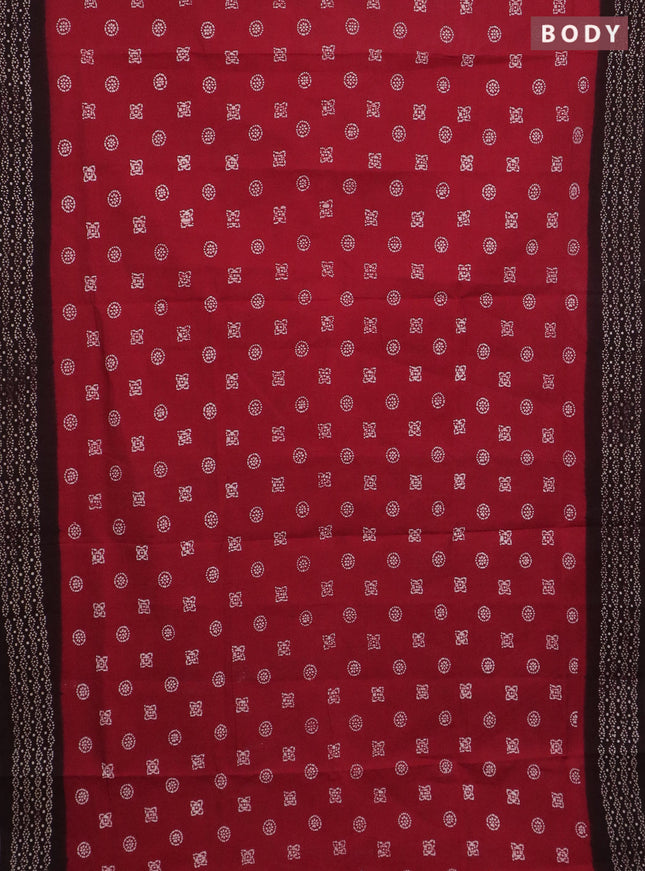 Sungudi cotton saree red and coffee brown with allover batik prints and printed border