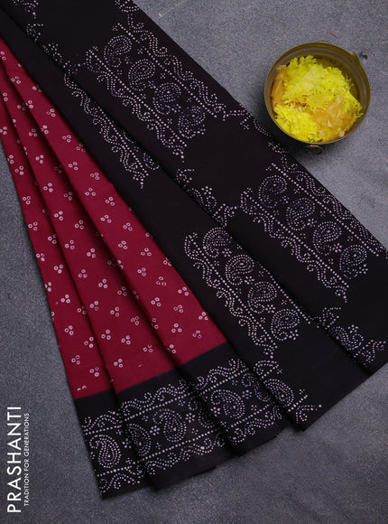 Sungudi cotton saree pink and navy blue with allover batik prints and printed border