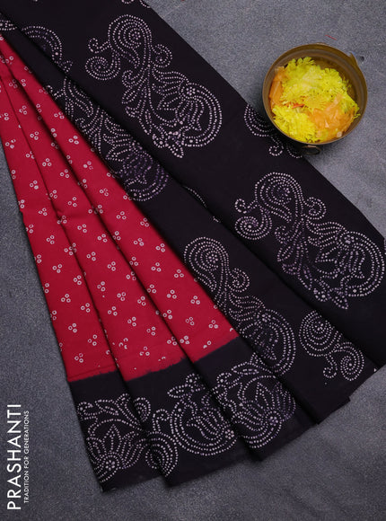 Sungudi cotton saree pink and navy blue with allover batik prints and printed border