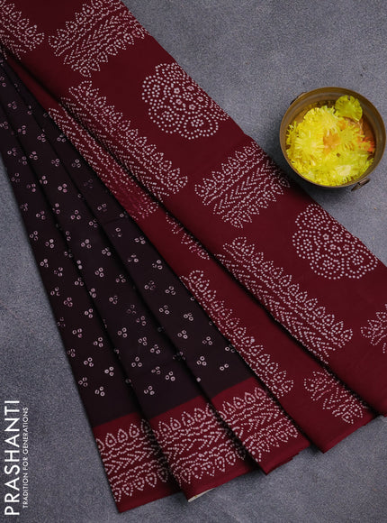 Sungudi cotton saree wine shade and deep maroon with allover batik prints and printed border