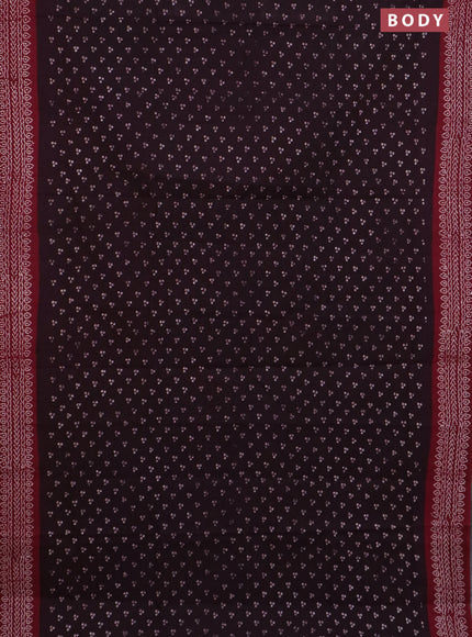 Sungudi cotton saree wine shade and deep maroon with allover batik prints and printed border